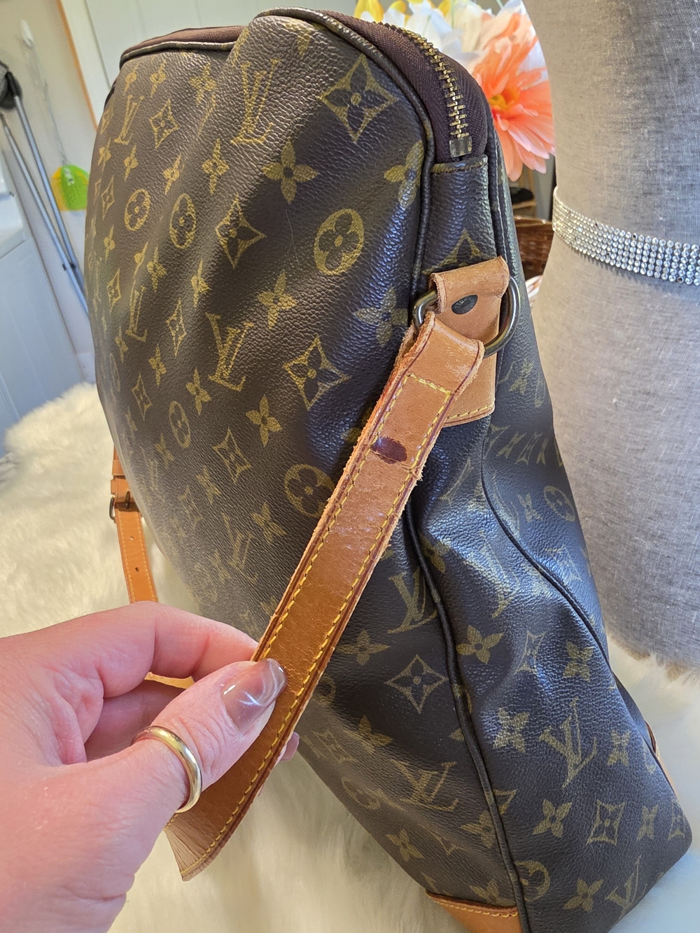 Louis Vuitton Monogram XL Travel Tote/weekender - Picture 13 of 14